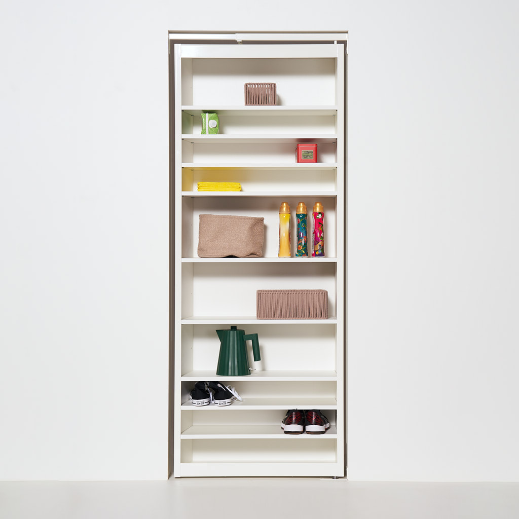  Kast met 8 verstelbare planken