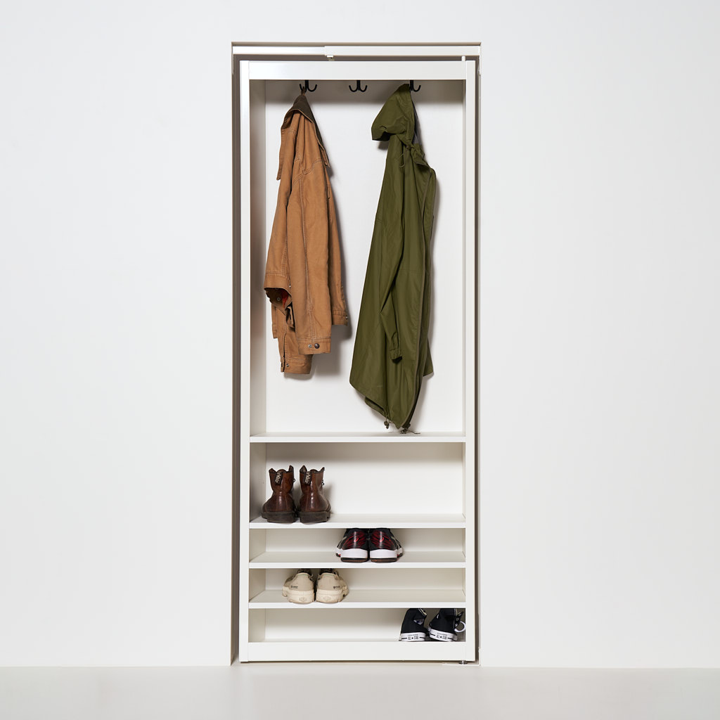 Garderobe kast met 3 verstelbare planken